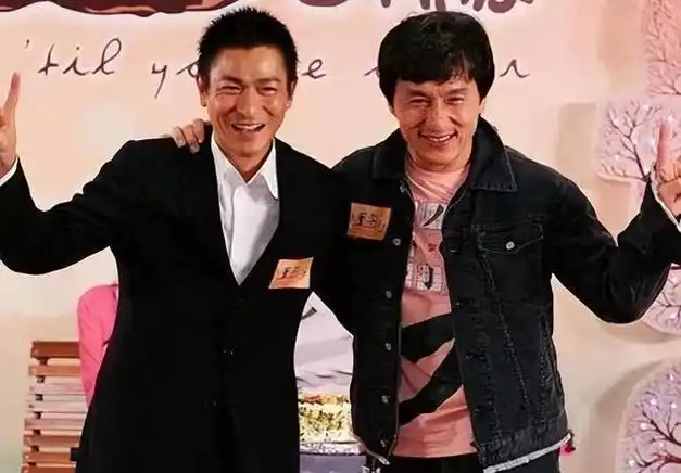 著名导演痛批成龙刘德华一个就喜欢忽悠人一个沦为票房毒药