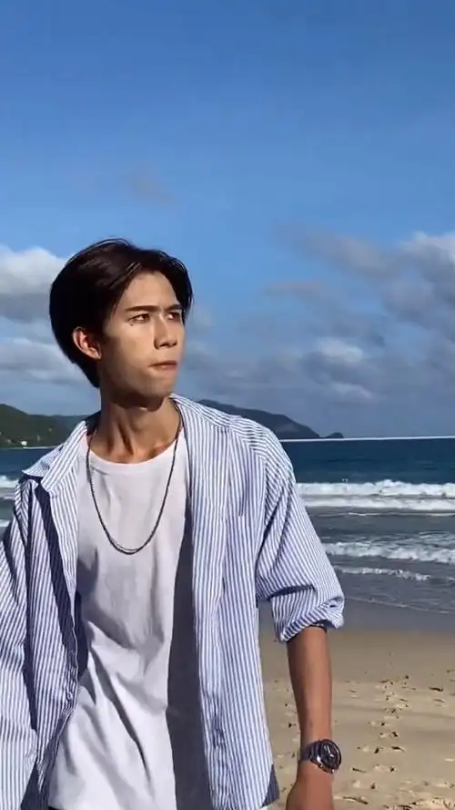 听说古铜色的皮肤,更有男人味,我也想成为下一个古天乐!