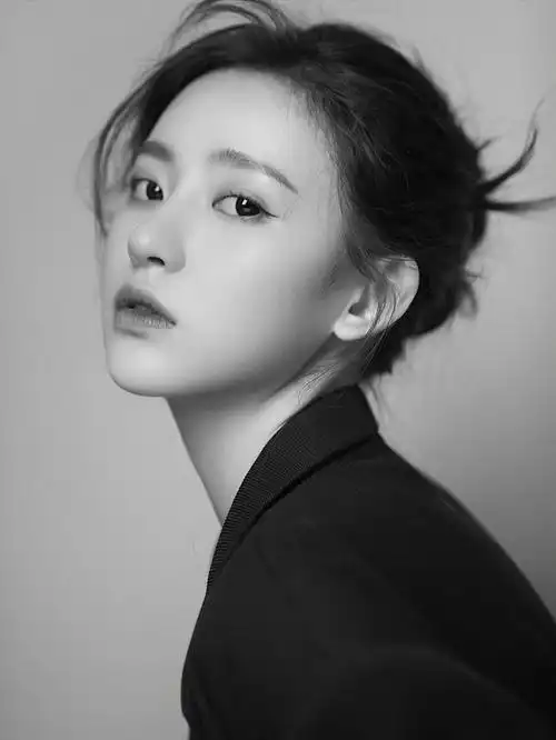 黑白人像写真用镜头留住时光之极简主义