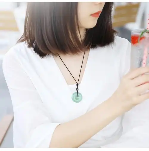 上市时间:2022年春季图案造型:平安扣用途:自戴适用人群:情侣证书