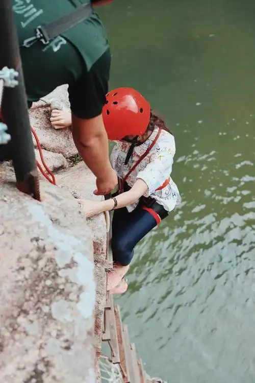 【首发】冬季来五指山漂流,挑战勇者之路吧,不畏寒风,不惧艰险