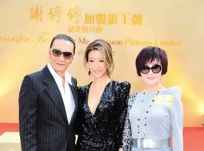 41岁谢霆锋妹妹秘密诞女后近况曝光