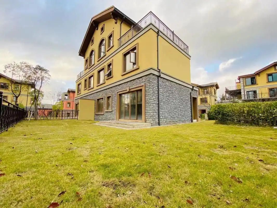 贵阳别墅园林天花板