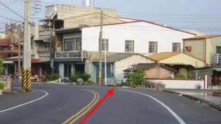 "门前屋后大路冲,注定家中无老翁",是啥意思?这话有道理吗?