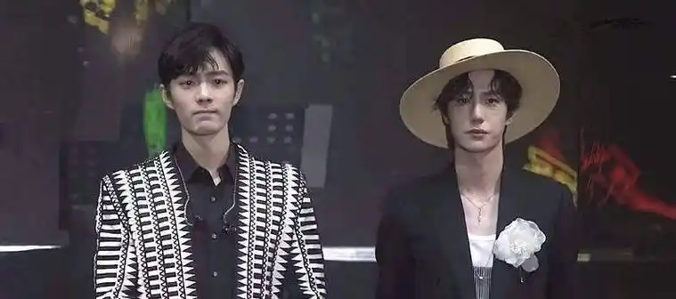 肖战变"路飞"王一博就变"索隆",告知外界:两人关系好着呢!