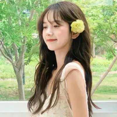 笑起来很治愈的小清新甜妹头像 温暖阳光的笑容灿烂治愈系女头