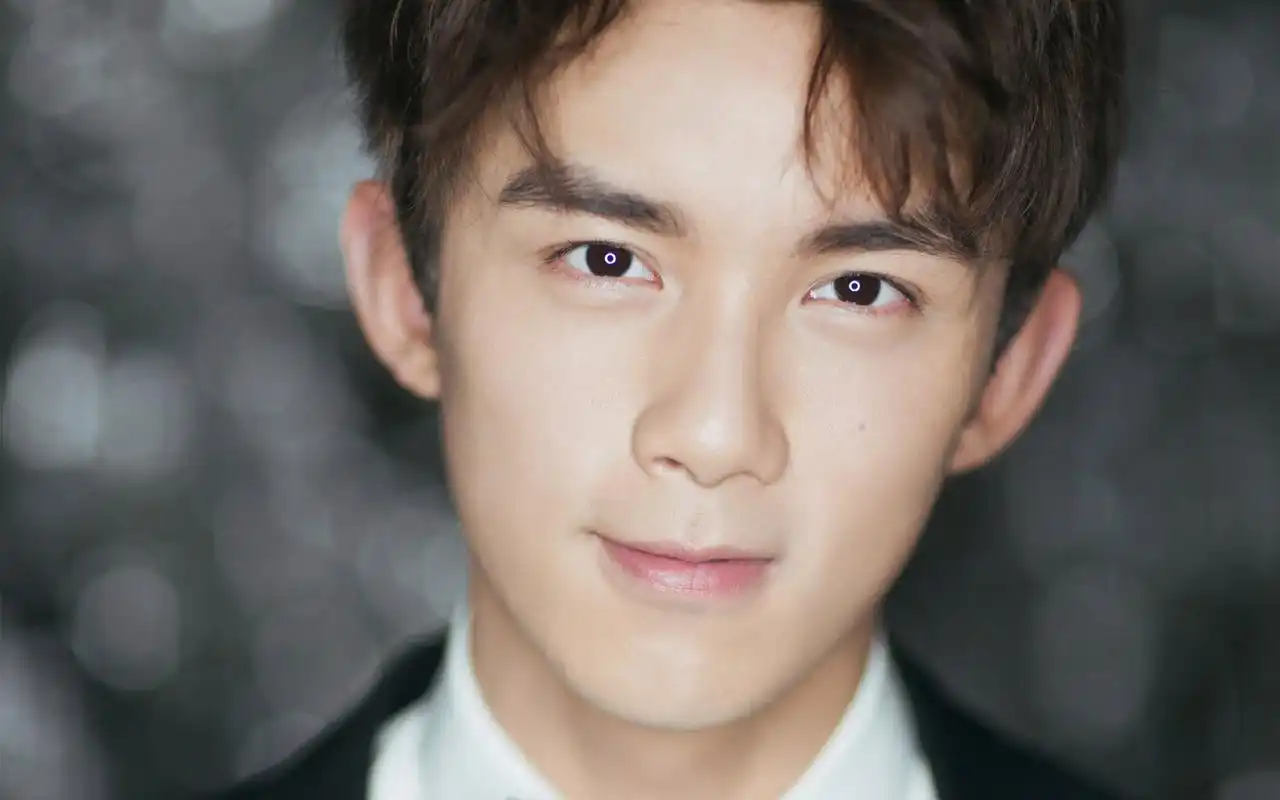 继《大数据修仙》之后的神作,值得熬夜看,粉丝有福了!高分推荐