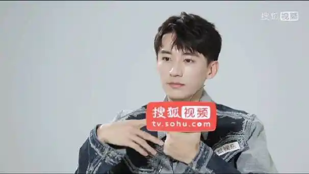 看到刘学义说#千古玦尘#里的喜剧人担当是许凯,可爱担当居然是李泽锋