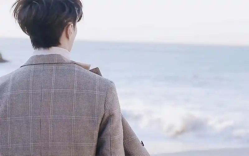 【张艺兴】夏天的风 一起去海边散步吧