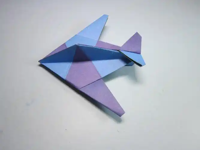 创意手工制作,4分钟用一张正方形纸折出漂亮的小飞机,纸飞机折纸