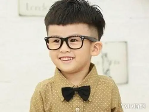 【图】男宝宝锅盖头发型怎么弄呢 三种锅盖头让孩子萌翻天