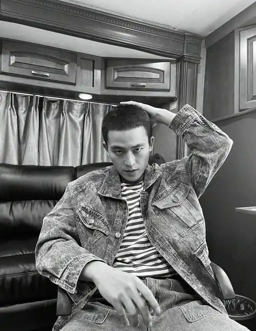 谁能拒绝寸头的欧豪,又痞又邪又帅