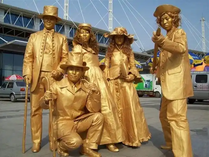 求购演艺苏州视野行为艺术活雕塑功夫演