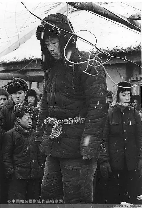 解放前中国最大的地主是谁解放前地主真实形象图片