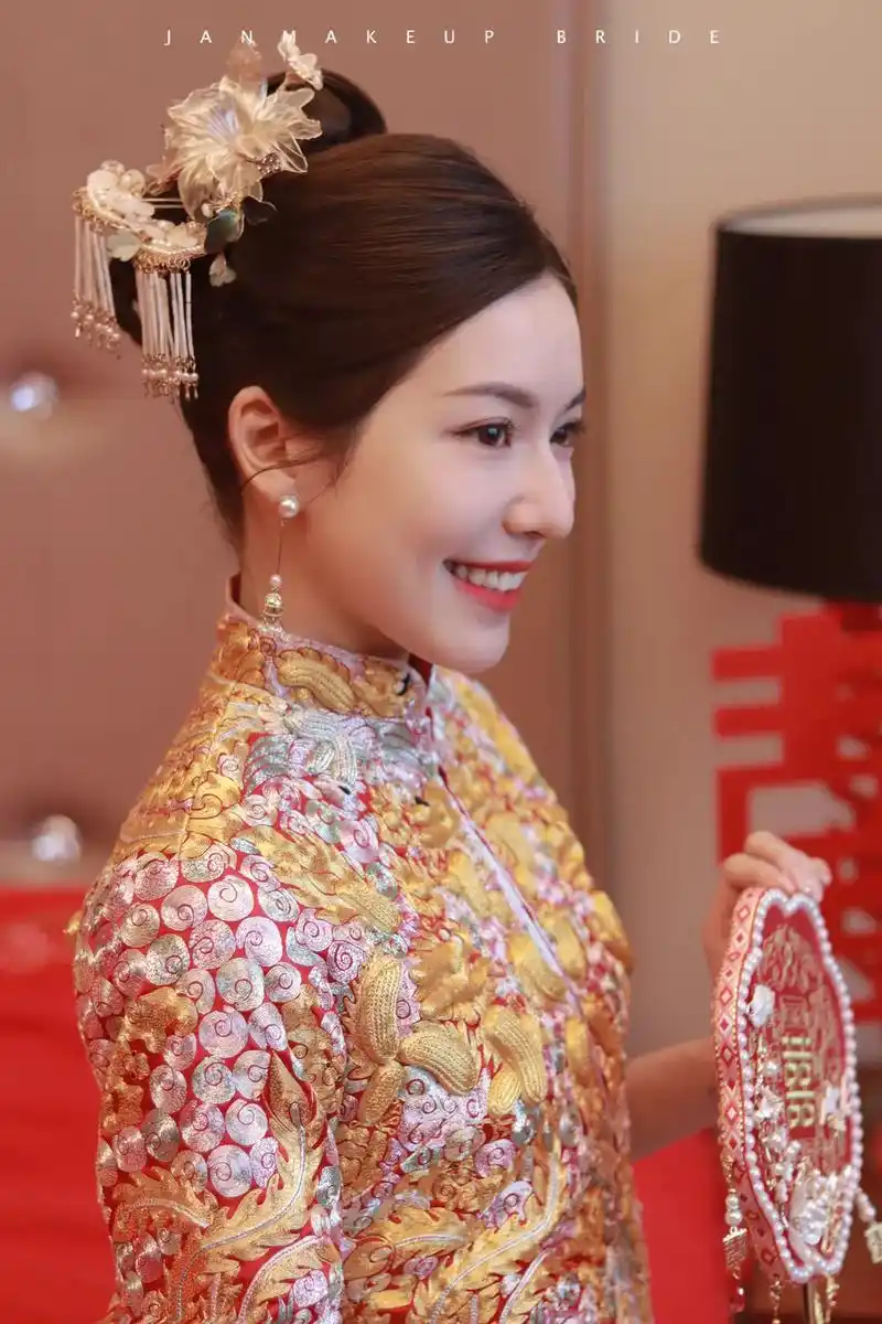 被大家喜欢的【小张柏芝】9669♀15～骨相女明星的婚礼中式造型