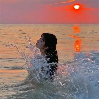 海边氛围感ins风侧面女生头像