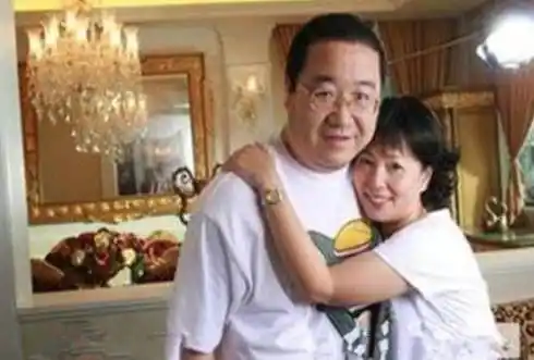 梁欢:丈夫是英达,我对宋丹丹有愧,今儿子英如镝成为