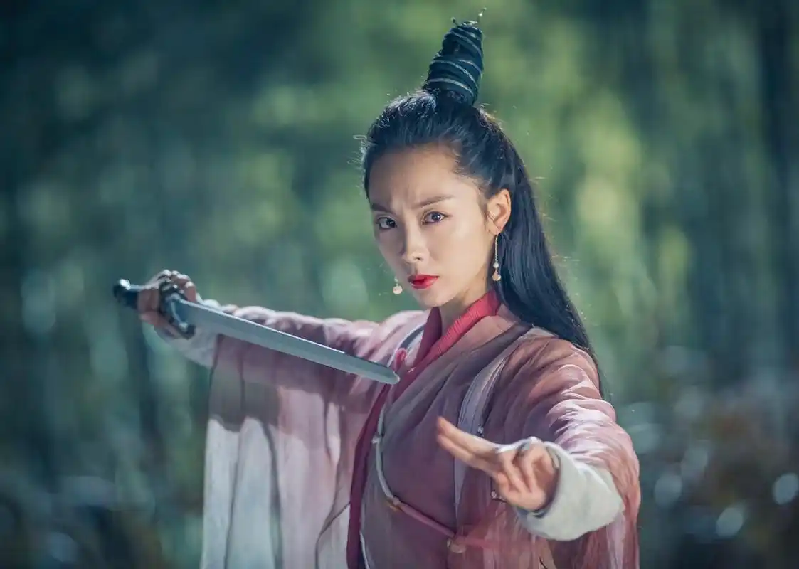 因为新《倚天屠龙记》的大师姐丁敏君爱上陶珞依,这波pick不亏