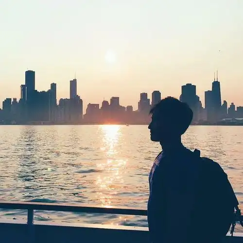 头像帅哥san模特youth男生欧美男头街拍风景海边