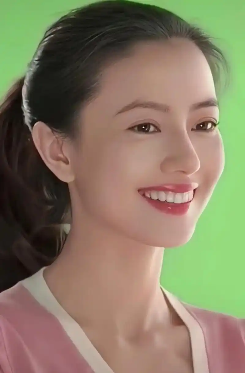 高圆圆 高清壁纸太漂亮了[我想静静][我想静静][我想静静]喜欢就收藏