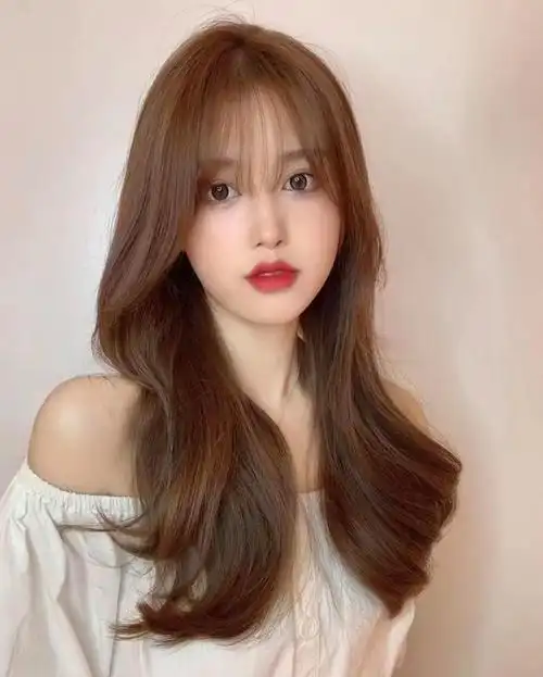 长脸女生想剪头,这4款发型才显气质更时髦,也是2021流行款