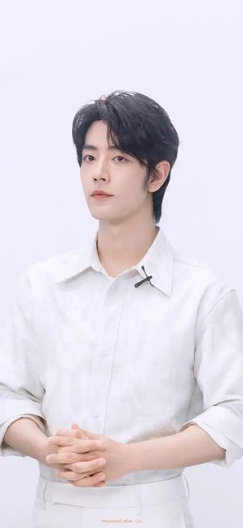 肖战#壁纸 | 清冷学长 vs 阳光学弟