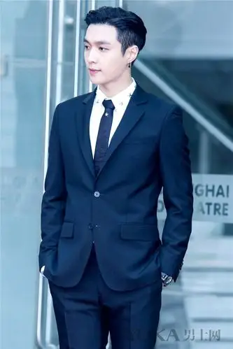 拯救直男计划#穿西装的技术胡歌说了算