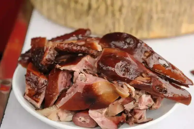 html target=_blank class=infotextkey>成都 /a>特产回家绝不会错