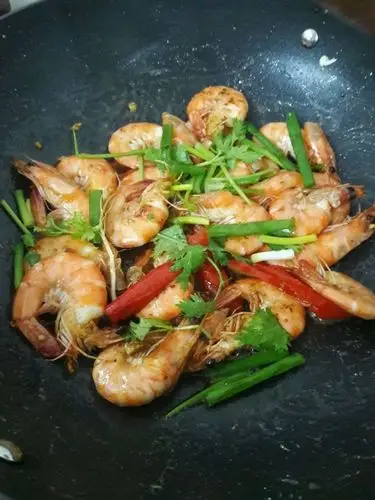 爆炒香虾的做法,爆炒香虾怎么做好吃,爆炒香虾的家常做法 - 京细菜谱