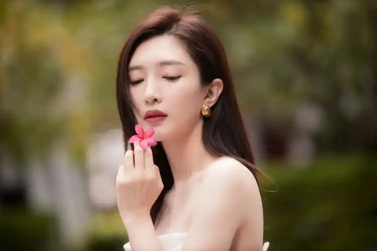 江疏影 - 堆糖,美图壁纸兴趣社区