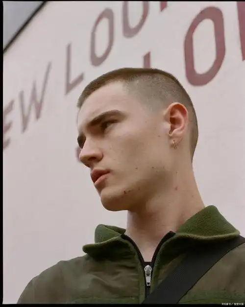 剪寸头后,多久才能长出长发?