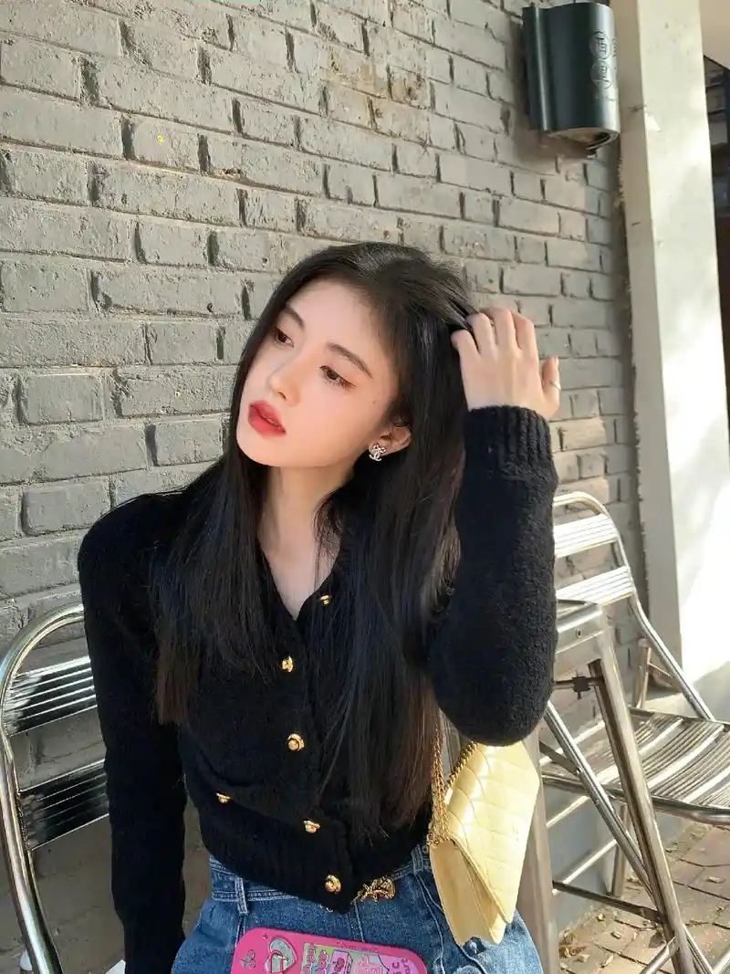 我家鞠霸气一姐造型#鞠婧祎黑长直 #最新动态追踪 #霸气出场 - 抖音