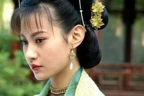 几位将坏人演到极致的演员容嬷嬷让人气愤尔晴让人厌恶