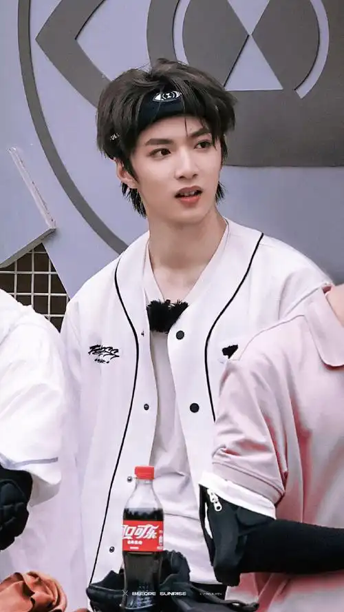 05620506全员加速中 湘西love me better刘耀文超话 @时代