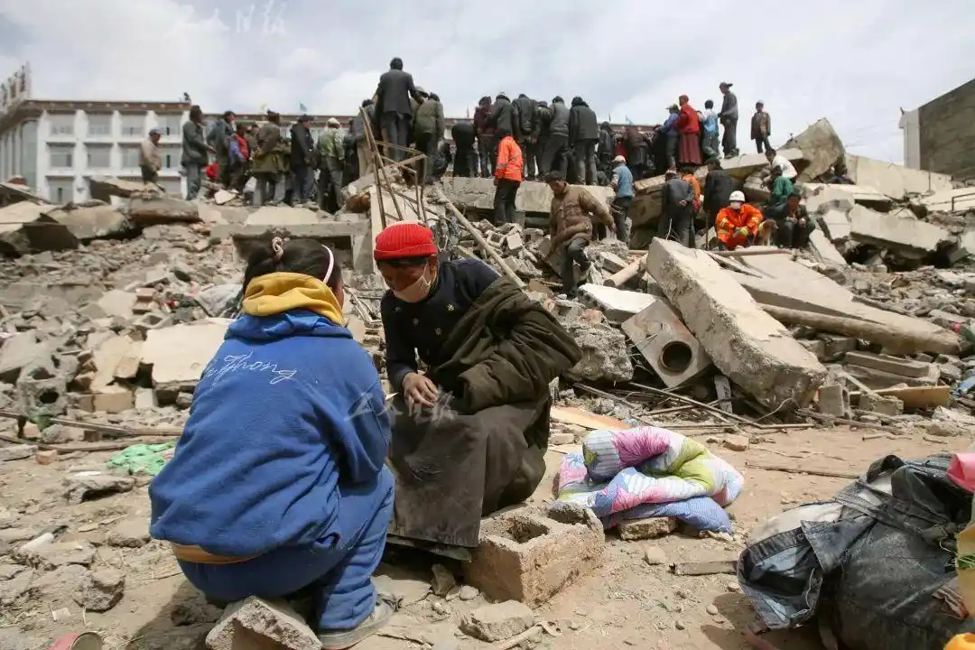 十年了,玉树你好吗?|地震_新浪财经_新浪网