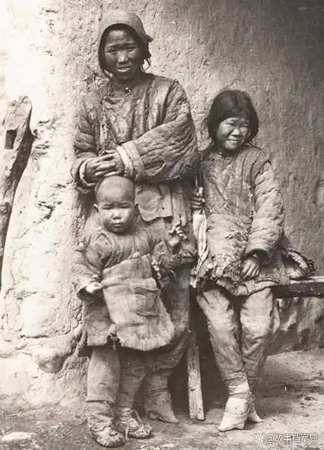 三寸金莲旧社会女性的肉刑骨损肉烂才能完成