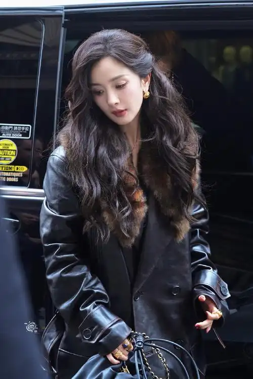 杨幂##杨幂总裁出街##杨幂工作室的审美