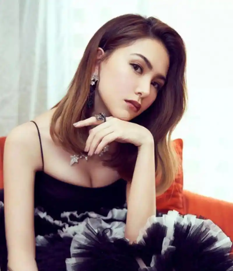 昆凌艺术写真照美图分享