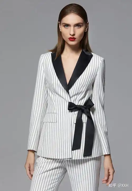 成都女士西装定制哪家最好成都哪里有卖女士西装套装