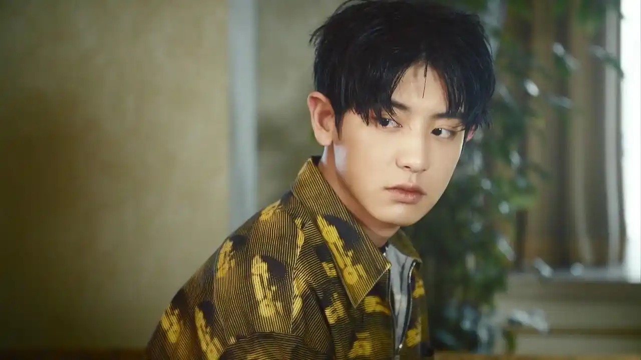 灿烈帅气写真-灿烈帅气图片-朴灿烈高清壁纸长图(32p)