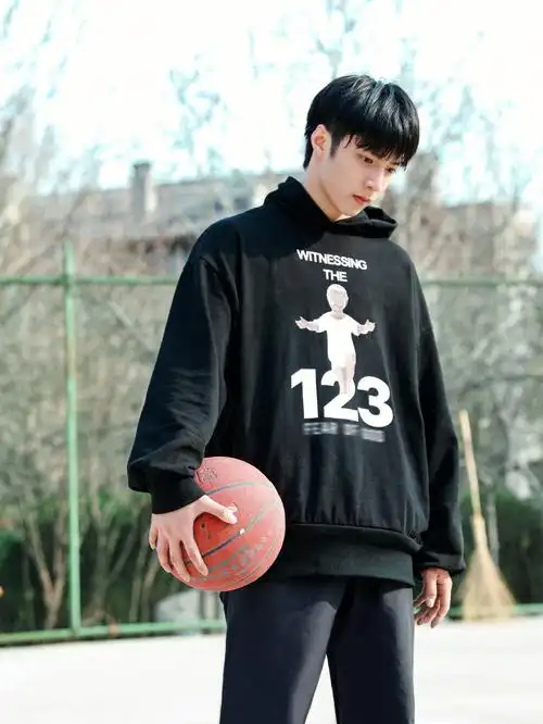 刘耀文打篮球回头杀 ·高清·刘耀文