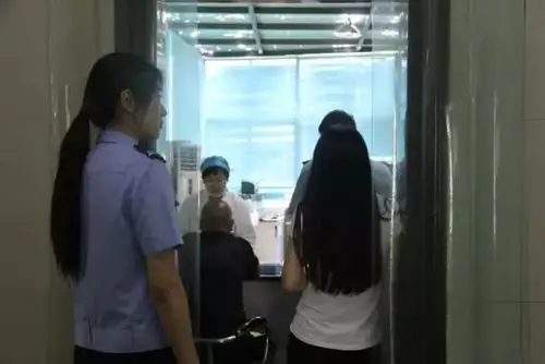 我市首例女司机醉驾遭刑拘