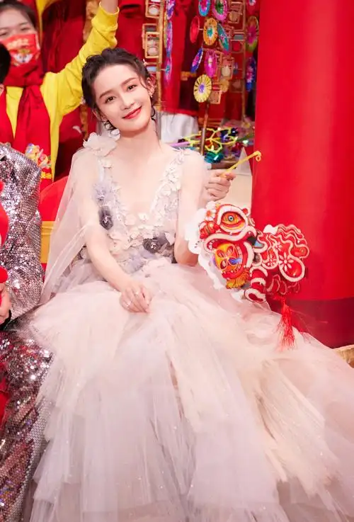 春夏秋冬,一年四季,李沁的镜头记录下了每一个美好的瞬间