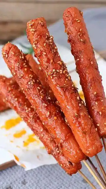 火腿肠烤串好吃拿走不要钱