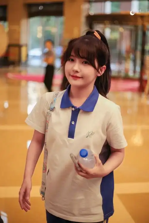 赖美云高马尾校服造型##赖美云向前冲