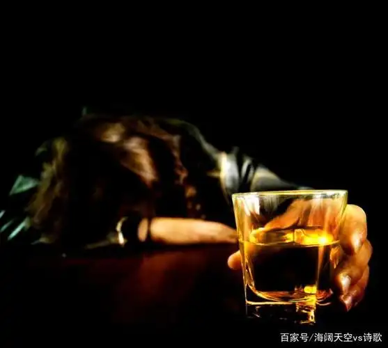 酩酊烂醉又如何, 但求此生不清醒. 举报/反馈 作者最新文章