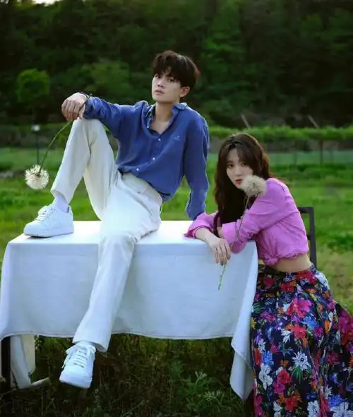 12月24日,有人造谣内涵任嘉伦在妻子聂欢孕期出轨,两人已经离婚两年