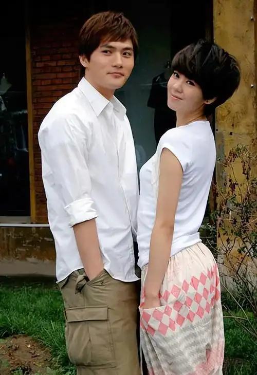 实力唱将郁可唯:40岁仍未婚,逼婚未果父亲被急出病