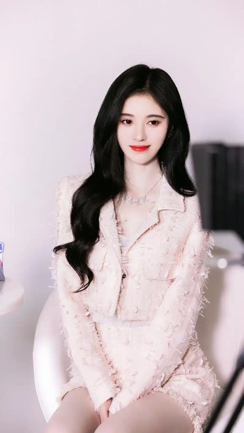 鞠婧祎图集《20》