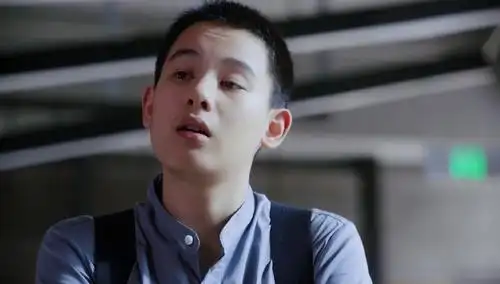 《老男孩》精彩回顾:胡先煦逃学 应聘成助理-高清视频在线观看-芒果tv